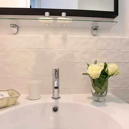 Residenza Cavour Bed & Breakfast 3*
