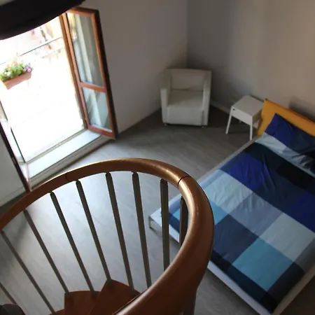 Irooms Station Affittacamere 4*