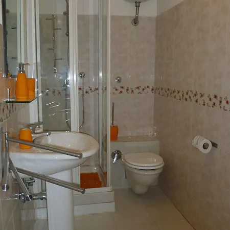 Bed & Breakfast Carlo Alberto House Rome