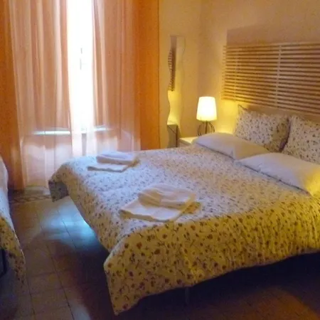 Carlo Alberto House Bed & Breakfast Rome