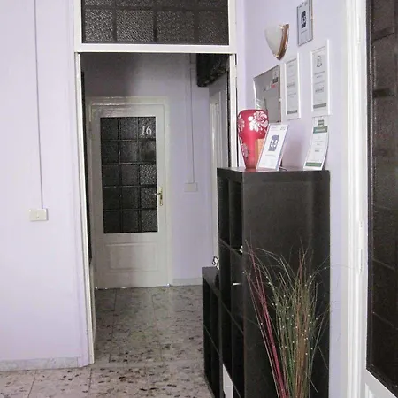 Carlo Alberto House Bed & Breakfast 3*