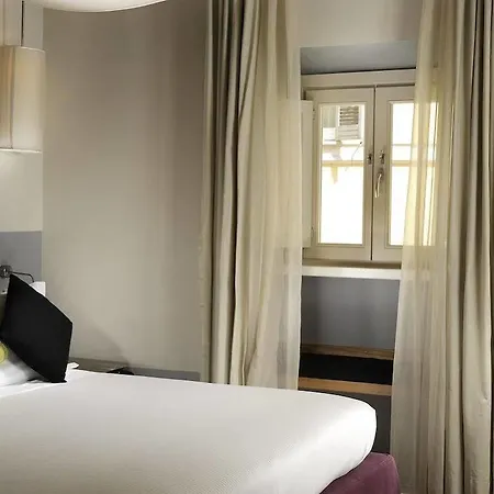 Mario De' Fiori 37 Hotel Rom