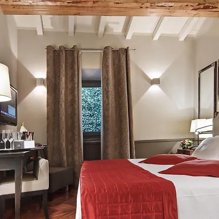 Otel Lunetta 4*
