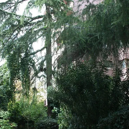 Maison Genevois 3 Bed & Breakfast Rome