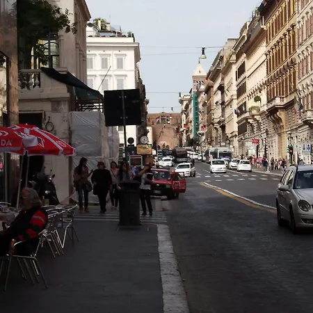 Five 2* Rome