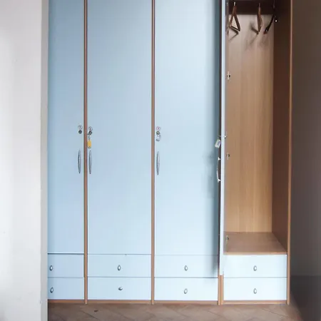 Albergue Orsa Maggiore For Women Only