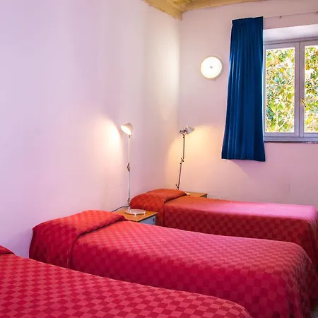 Albergue Orsa Maggiore For Women Only
