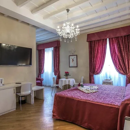 Trevi Bed & Breakfast 3*