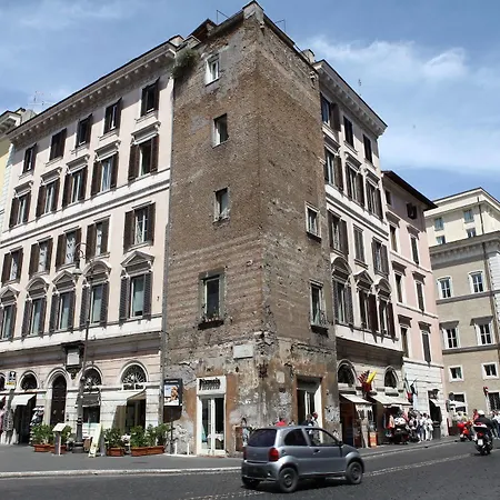 Art Navona 2*