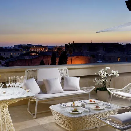 Palazzo Montemartini Rome, A Radisson Collection Szálloda Róma