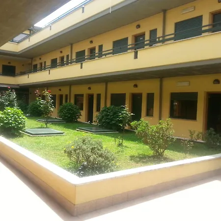 Laurence Hotel