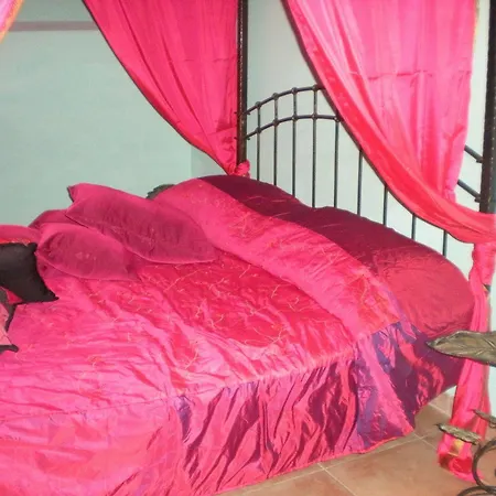 Bed & Breakfast Shiva 2*