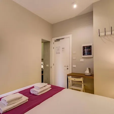 The Spanish Campo De' Fiori Bed & Breakfast 3*