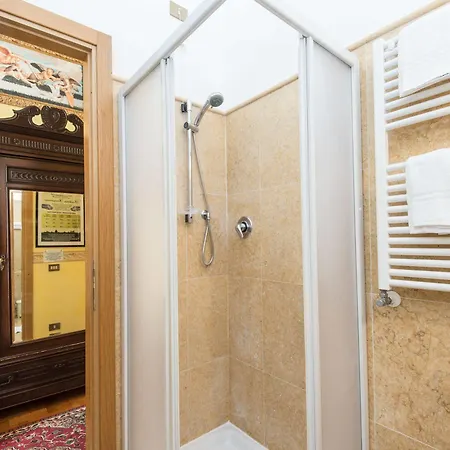 Residenza Risorgimento Affittacamere 2*