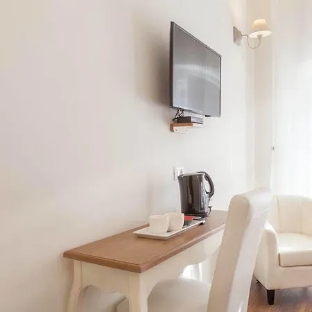 Donna Margherita & Guest house 3*