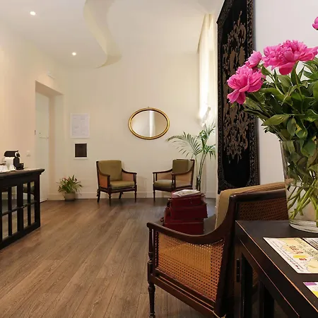 Residenza Cavour Bed & Breakfast 3*
