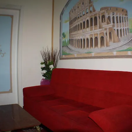 Toffa Place In Hotel Řím