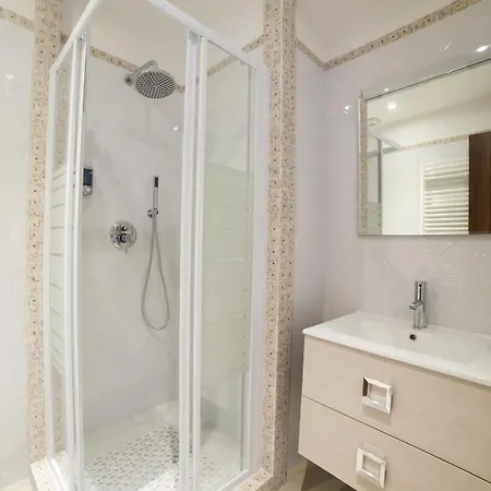 Di Fronte Cupola Bed & Breakfast 4*