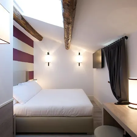 Relais Santa Maria Maggiore Bed & Breakfast 3*
