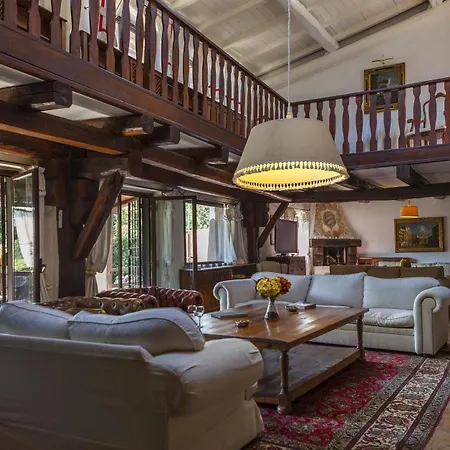 Castello Di Torcrescenza Hotel 3*
