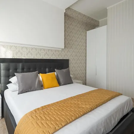 Happy In Bed and breakfast Roma