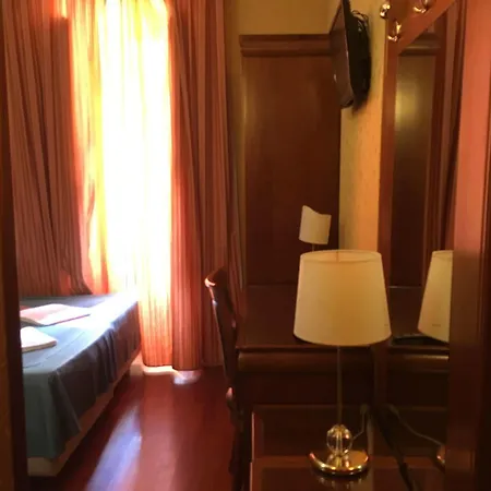 Divine Hotel