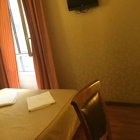 Divine 2* Roma