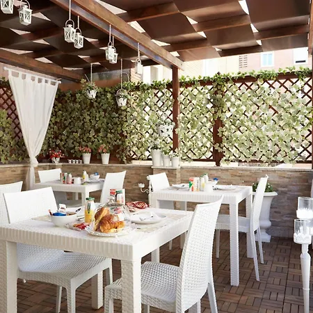 Charme & Chic Bed & Breakfast Rome