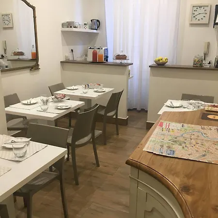 Art Atelier Bed & Breakfast 3*