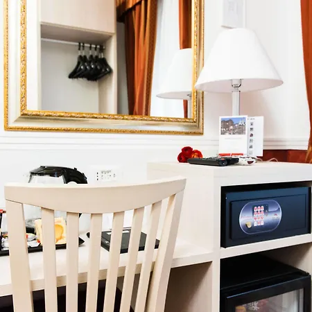 Domus Capilupi Bed & Breakfast 2*