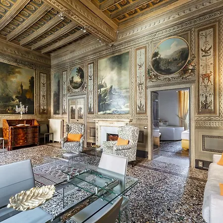 Casa Borghese By Burghesius Holiday home Rome