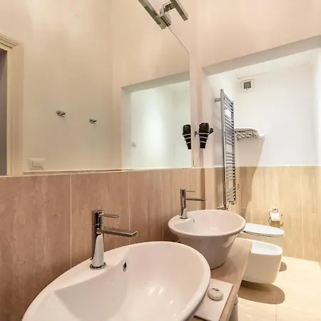 Casa Borghese By Burghesius Holiday home Rome