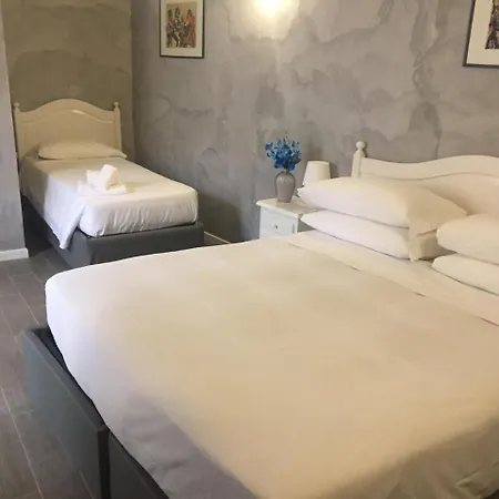 Floor Navona