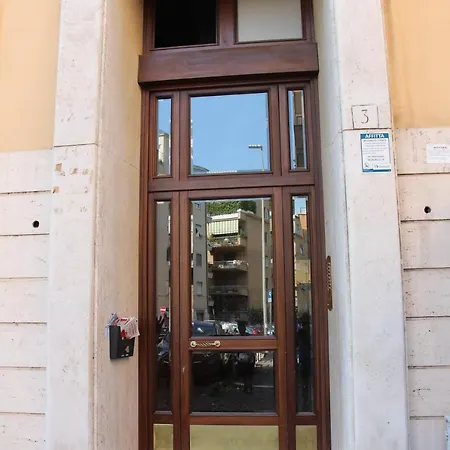 Comfort Piazza Mariano Armellini Guest house