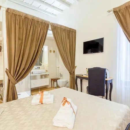 Starhome Pantheon Guest house 3*