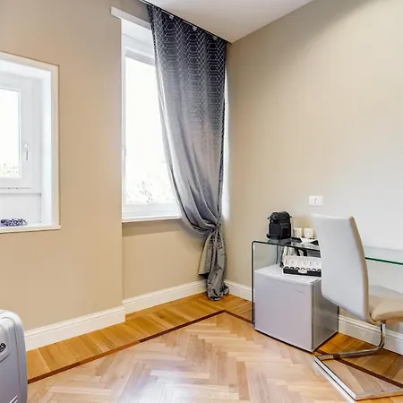 Mellini Palace By Premium Collection Pensionat 2*