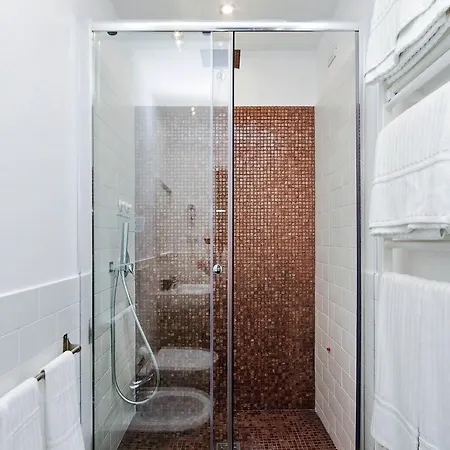 Bed & Breakfast Victory 5*