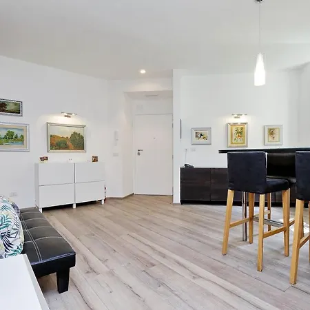 Bed & Breakfast Victory 5*