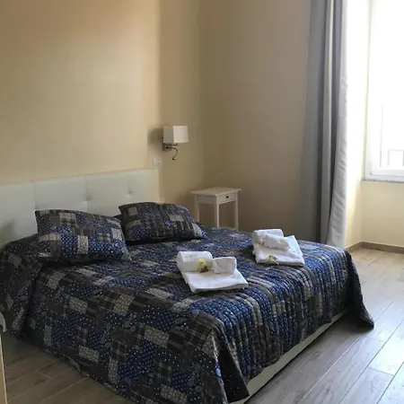 Serventi Longhi Affittacamere 2*