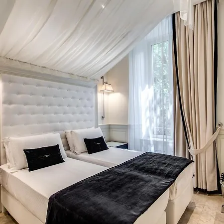 Hotel Dei Quiriti 3*