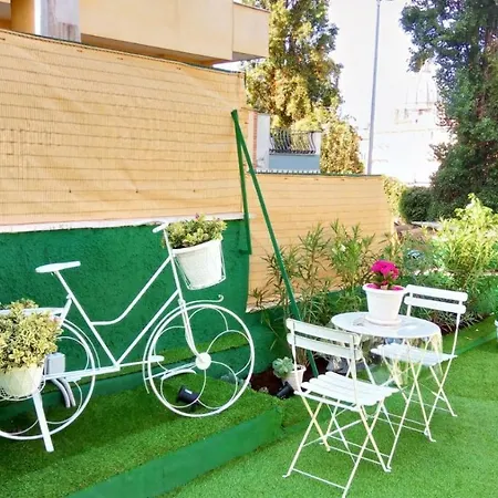 San Pietro Shabby Chic Bed & Breakfast Rome