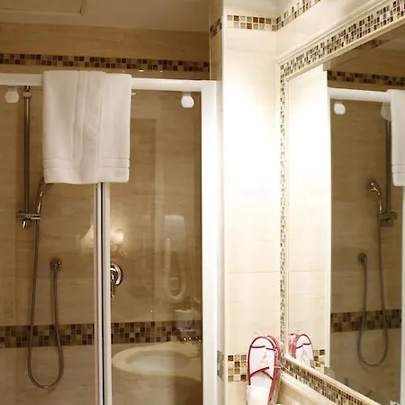 Genio Hotel 4*