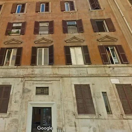 Domus Piramide 2