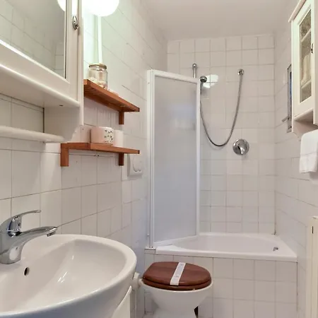 Monti Secret Garden Apartment