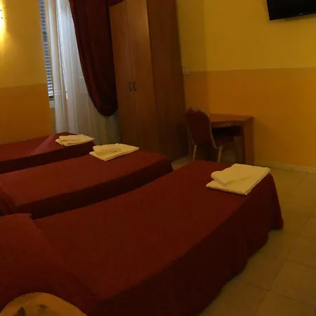 Cherubini Hotel 2*