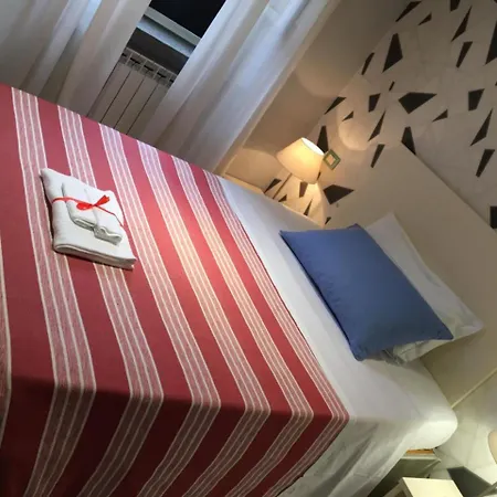 Campanile Suites-alloggio Turistico Affittacamere 3*