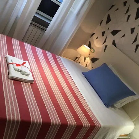 Campanile Suites-alloggio Turistico Affittacamere 3*