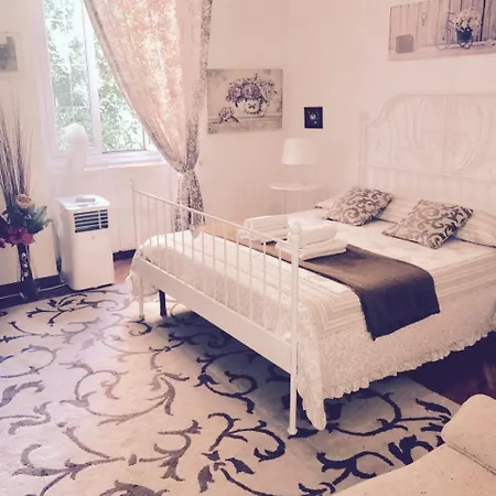 House S. Giovanni Apartment Rome
