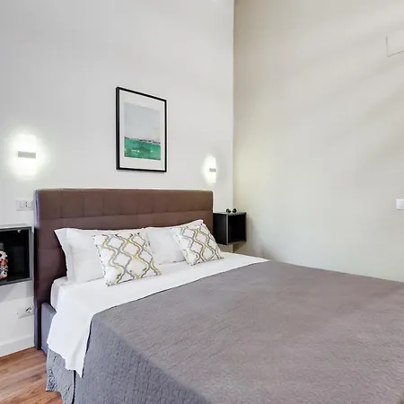 Ezio 29 Palace Suites Guest house
