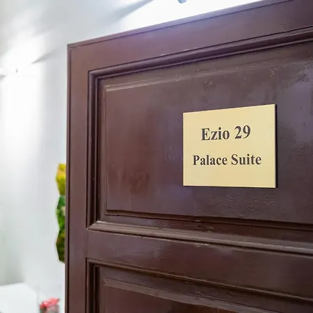 Ezio 29 Palace Suites Guest house Rome